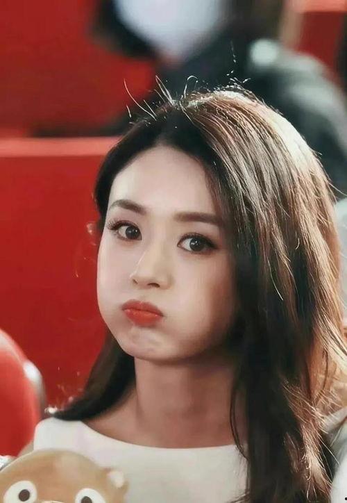 明星吃娱乐圈大瓜是谁,揭秘明星真实一面