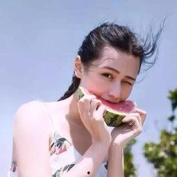 娱乐吃瓜酱女生名字带玉,娱乐吃瓜酱的甜蜜日常