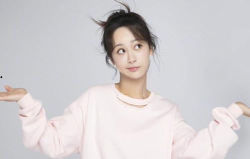 娱乐大晨姐吃瓜杨紫视频,杨紫视频引发网友热议，娱乐八卦再掀波澜